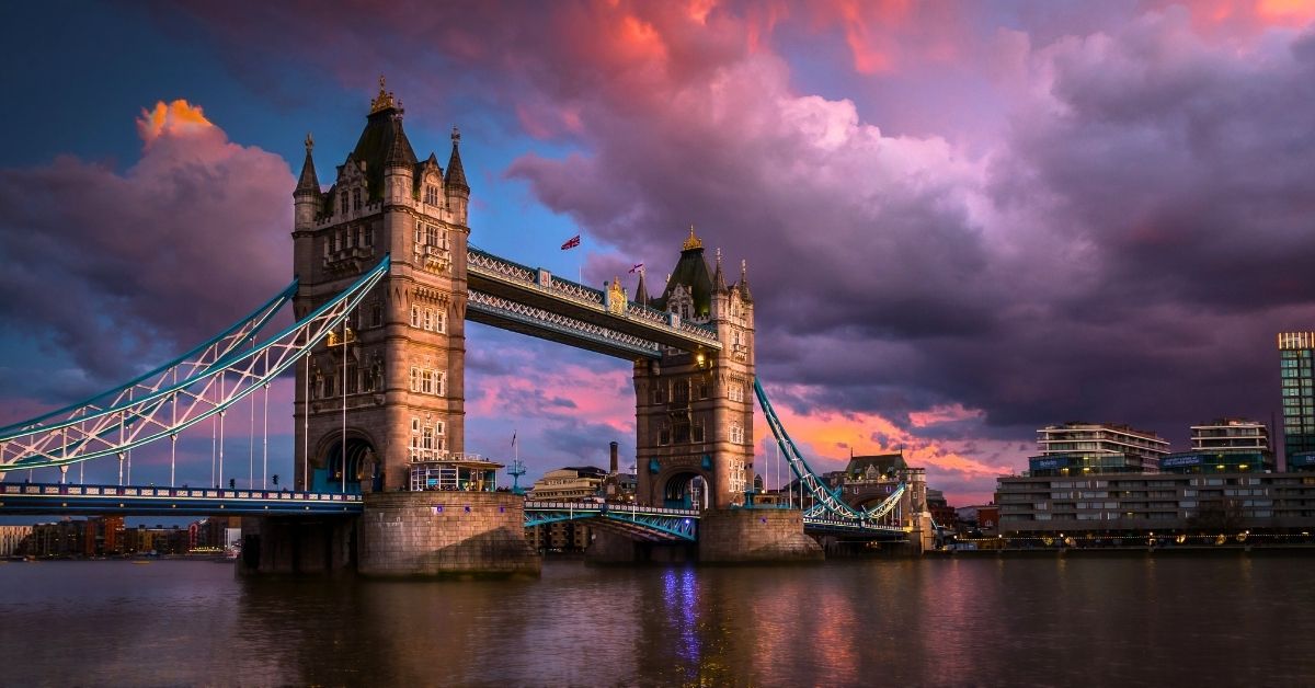 Top Things to Know About UK Culture for Newcomers