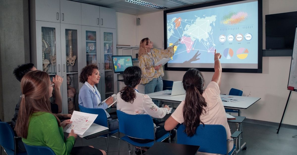 Adjusting to the UK Education System: Tips for Academic Success