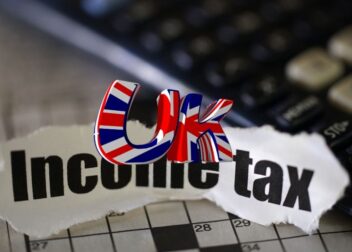 💼 Understanding UK Income Tax: What First-Time Earners Need to Know