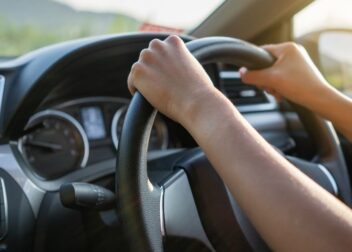 🛞 Driving in the UK for the First Time: What International Drivers Need to Know