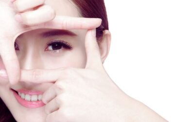 Ayurvedic eye care practices including palming, Trataka, and Netra Tarpana for healthy vision