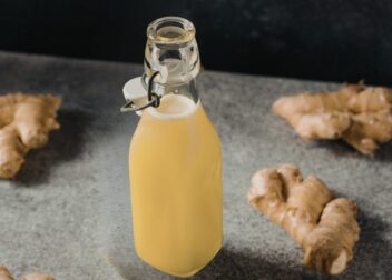 Freshly prepared Ardraka Swarasam ginger juice Ayurvedic home remedy for cold cough digestion and immunity